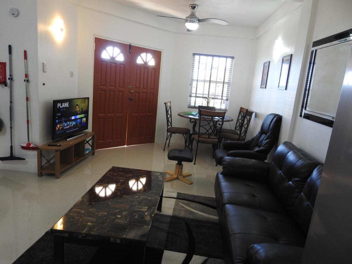 Belview Apartments Belmont Екстериор снимка