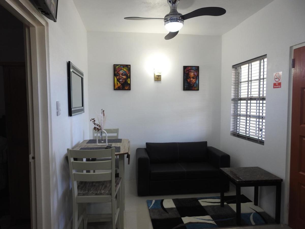 Belview Apartments Belmont Екстериор снимка