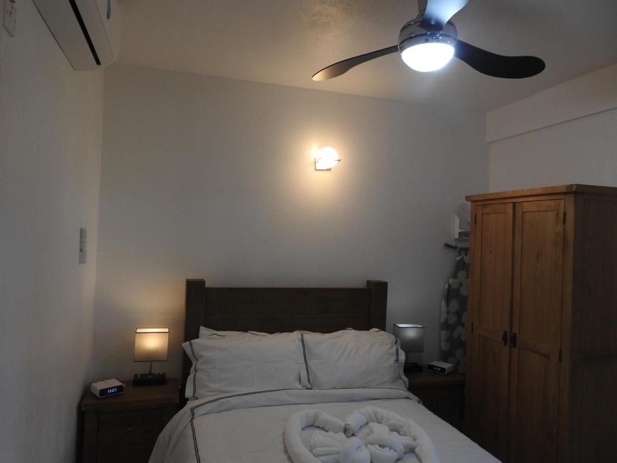 Belview Apartments Belmont Екстериор снимка
